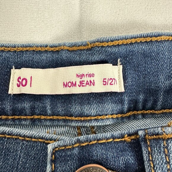 SO High Rise Mom Jeans Distressed Ripped Knees Blue Denim Size 5/27 - Picture 3 of 7